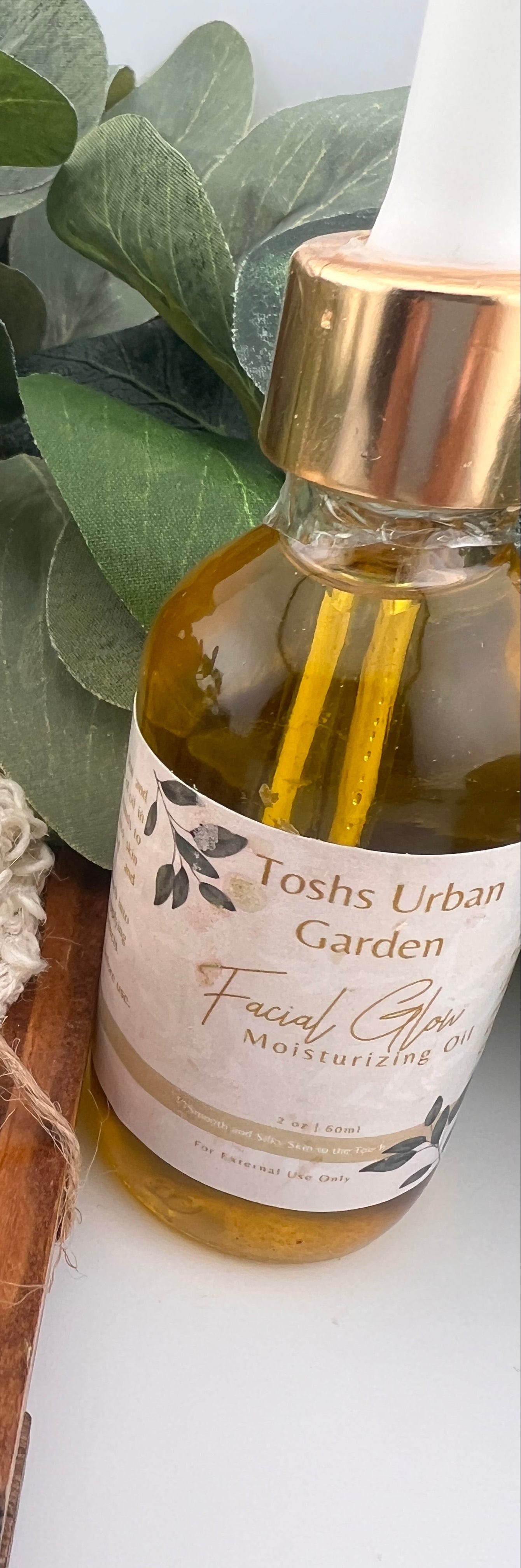 Facial Glow Moisturizing Oil | Botanical Nourishment & Radiance
